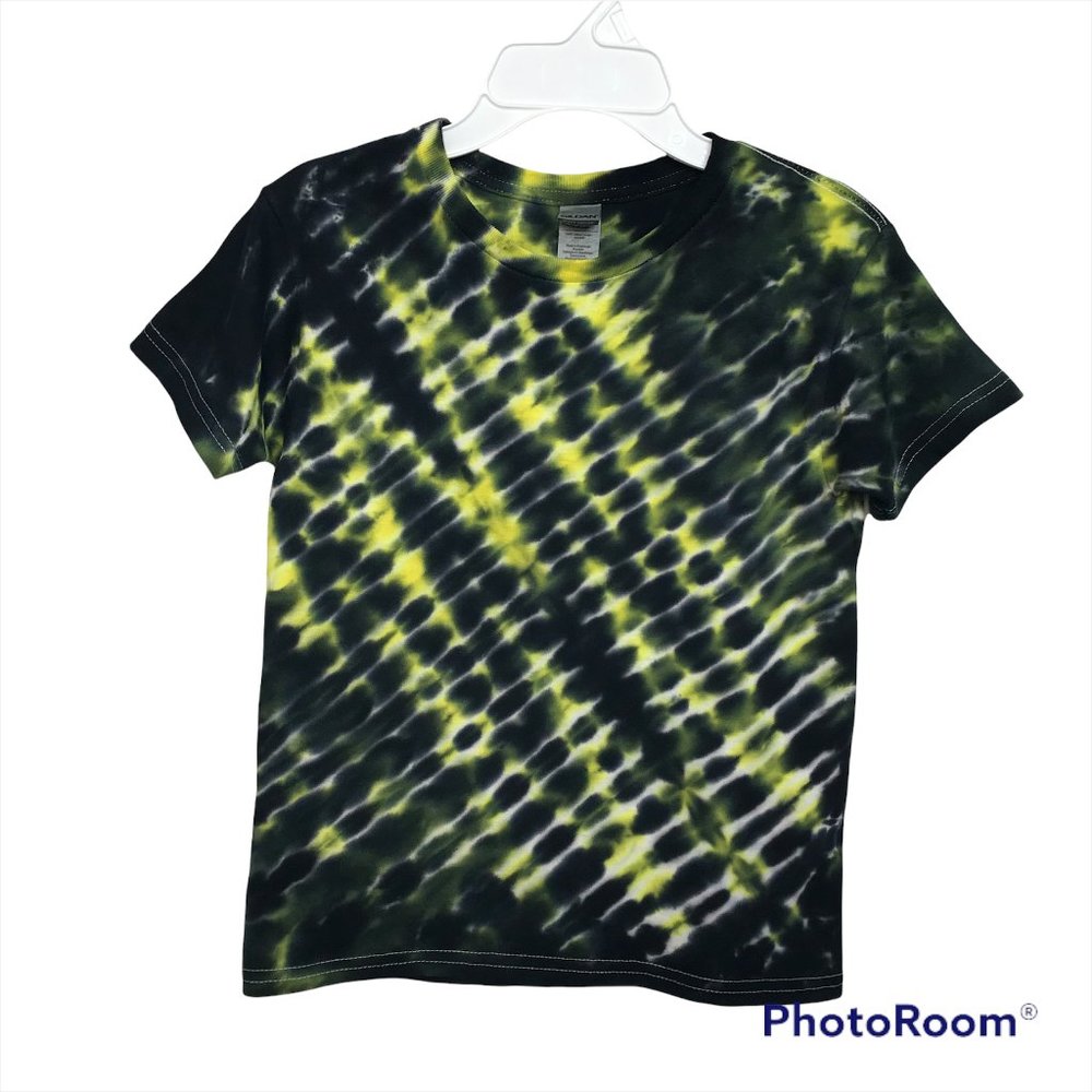 New KIDS Tie-Dye T-Shirt | Black/Yellow | XS